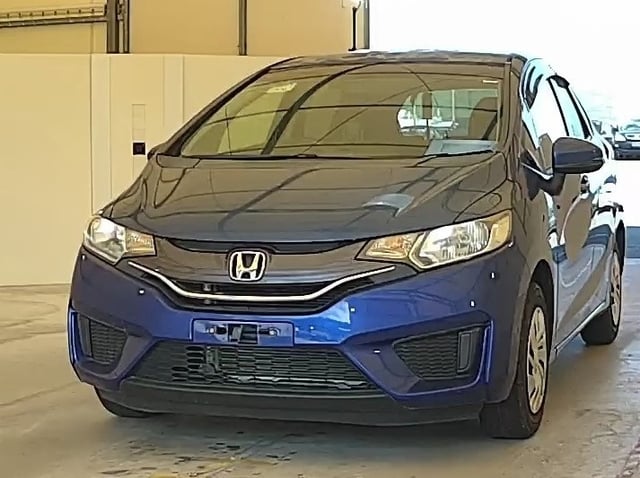 HONDA FIT photo 2