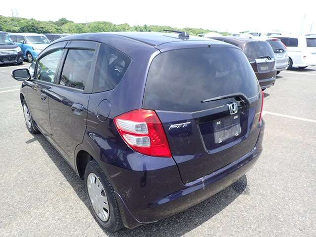 HONDA FIT photo 3
