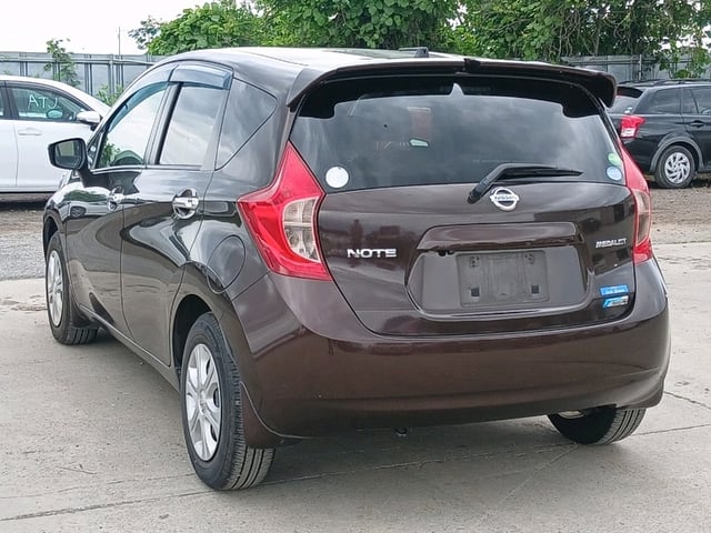 NISSAN NOTE 2015