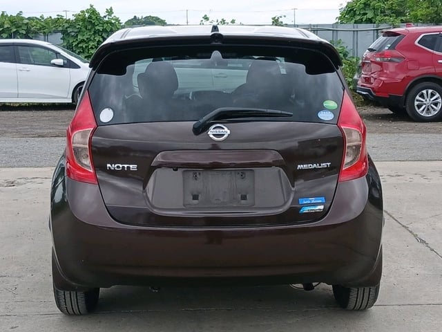 NISSAN NOTE photo 2