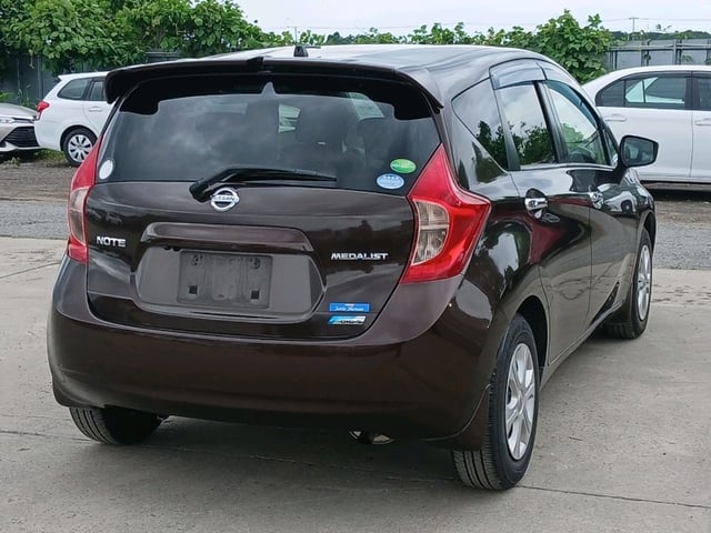 NISSAN NOTE photo 3
