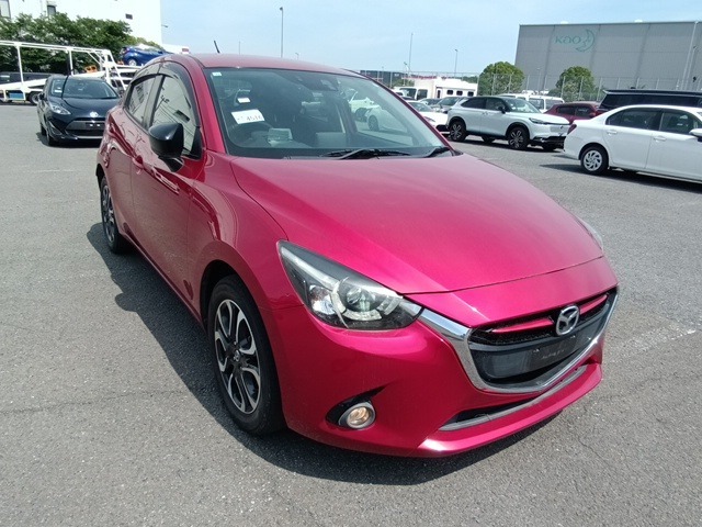 MAZDA DEMIO 2014