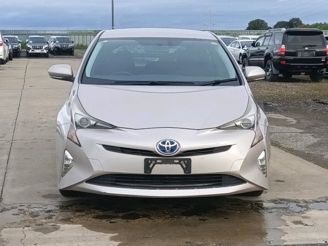 TOYOTA PRIUS photo 2