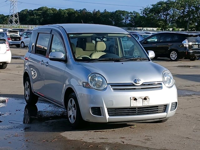 TOYOTA SIENTA 2008