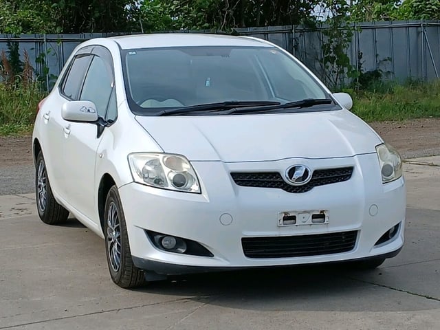 TOYOTA AURIS 2008