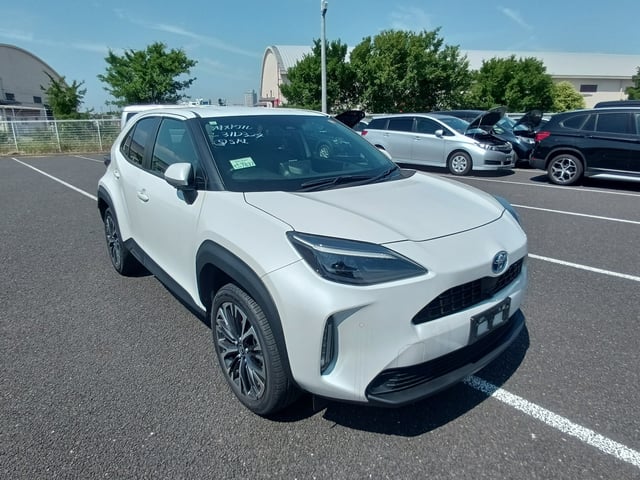 TOYOTA YARIS CROSS 2023