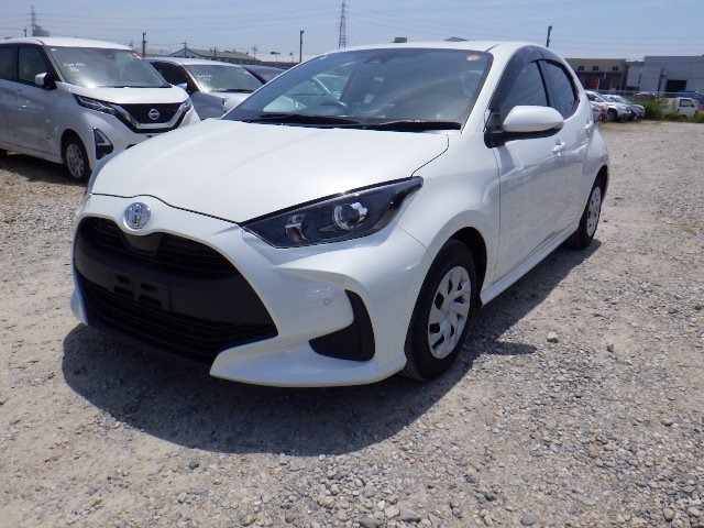 TOYOTA YARIS photo 2