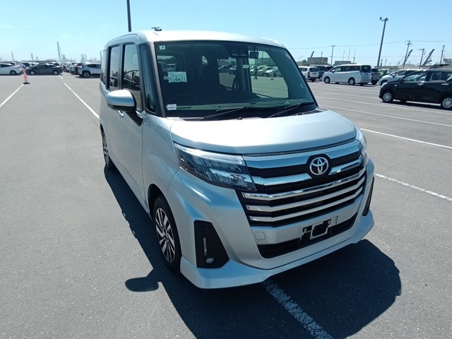 TOYOTA ROOMY 2025