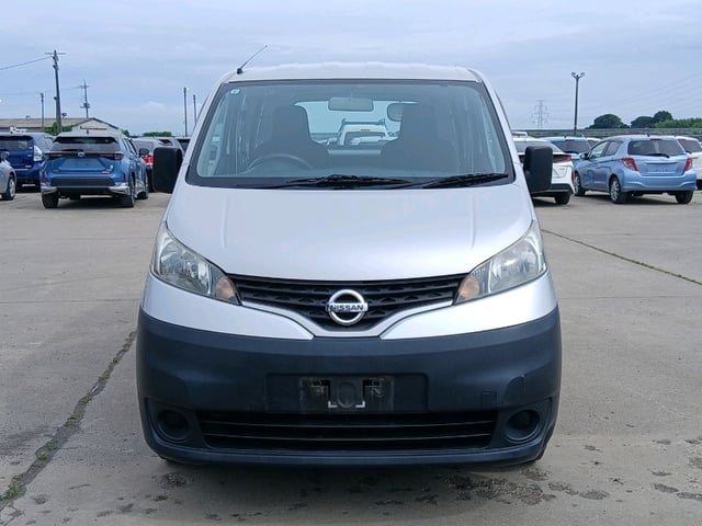NISSAN NV200VANETTE VAN photo 2