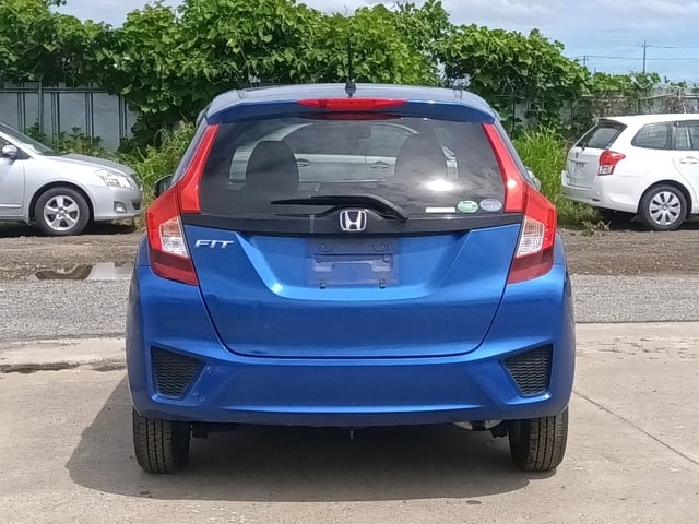 HONDA FIT photo 3