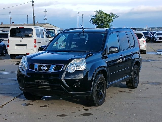 NISSAN XTRAIL photo 3