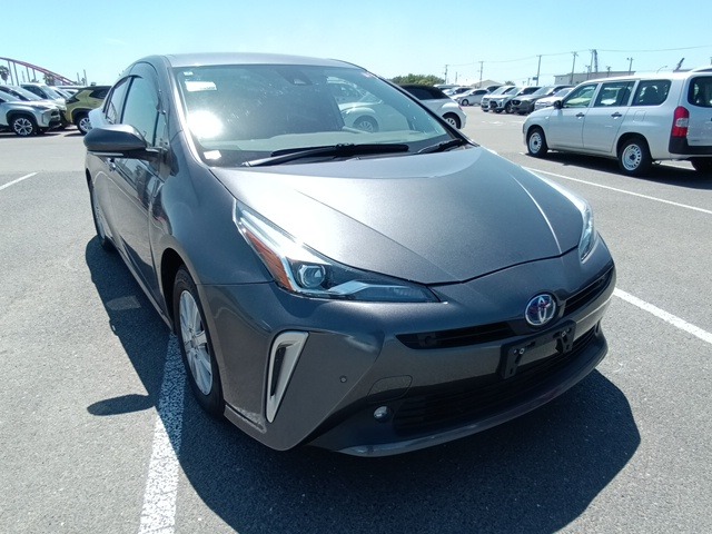 TOYOTA PRIUS 2022