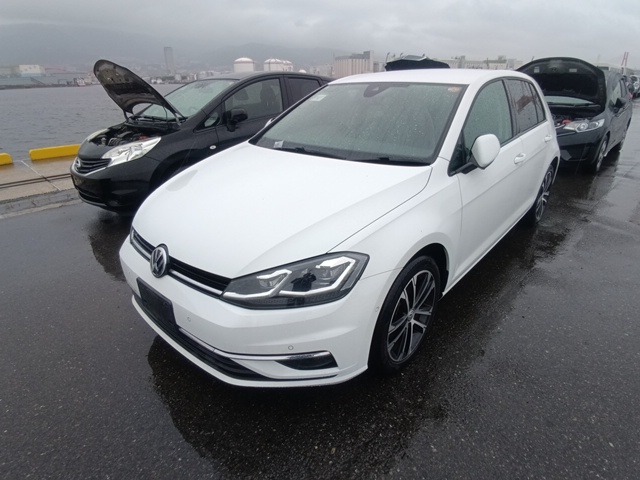 VOLKSWAGEN GOLF photo 2
