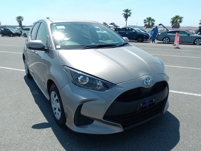 TOYOTA YARIS 2023