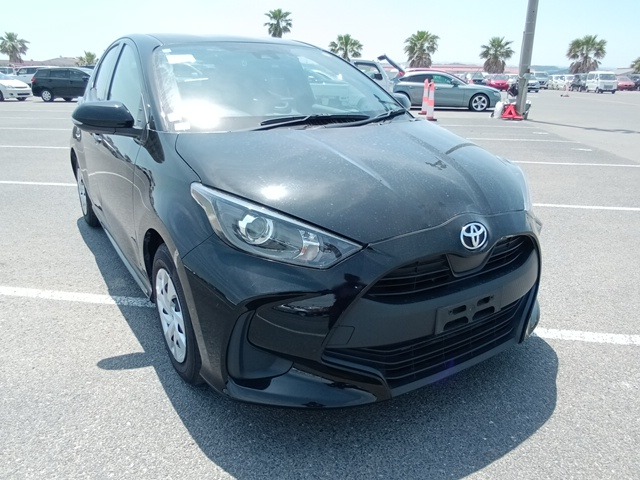 TOYOTA YARIS 2023