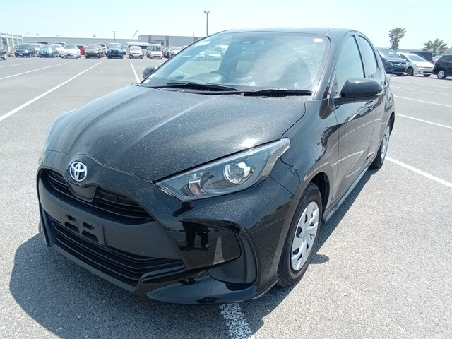 TOYOTA YARIS photo 2