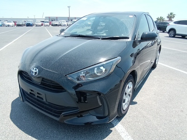 TOYOTA YARIS photo 2