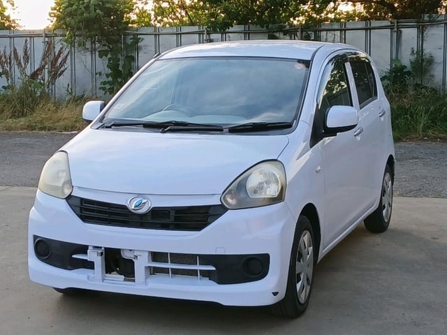 DAIHATSU MIRA ES photo 3