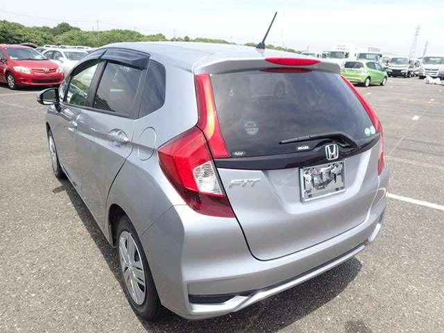 HONDA FIT photo 3