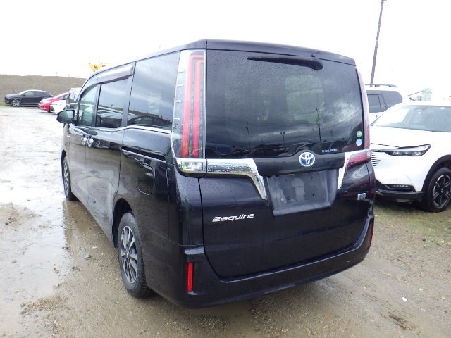 TOYOTA ESQUIRE photo 3