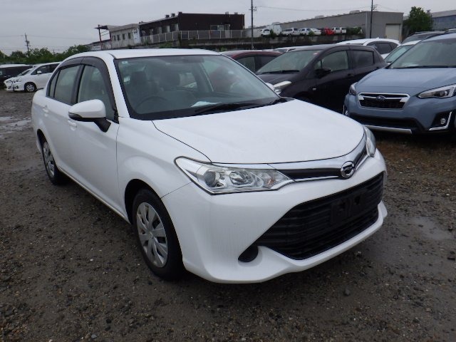 TOYOTA COROLLA AXIO 2016