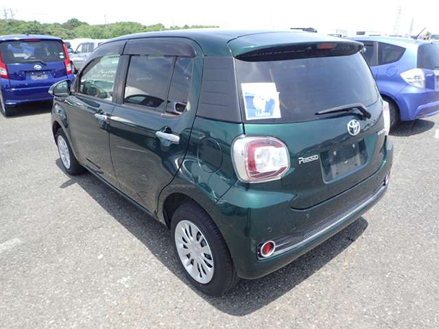 TOYOTA PASSO photo 3