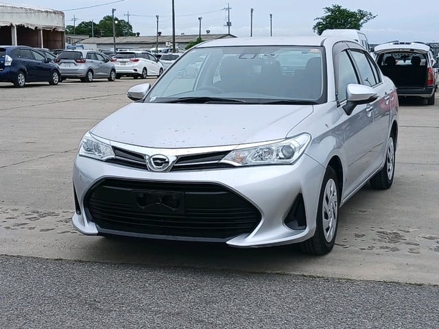 TOYOTA COROLLA AXIO photo 3