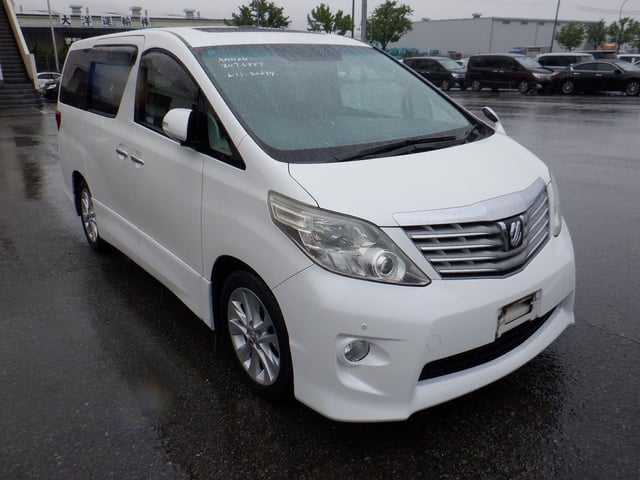 TOYOTA ALPHARD 2009