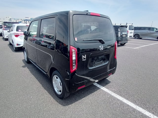 HONDA NWGN photo 3