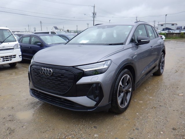 AUDI Q4 E-TRON photo 2
