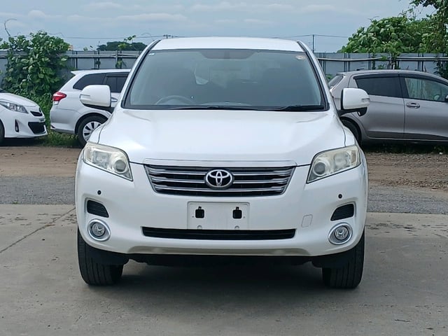 TOYOTA VANGUARD photo 2
