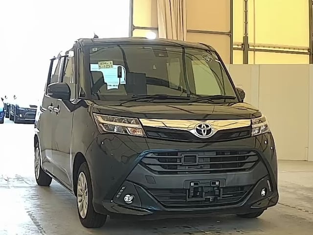 TOYOTA TANK 2018