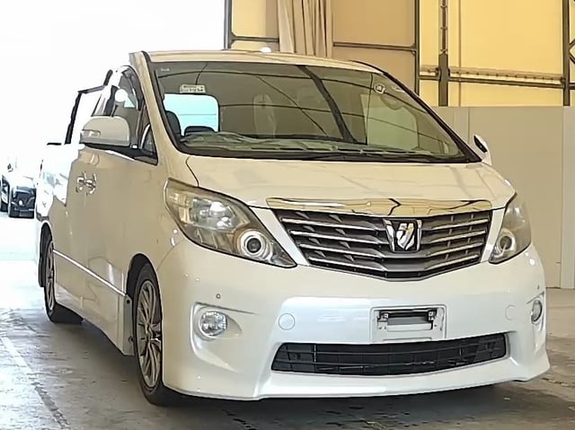 TOYOTA ALPHARD 2010