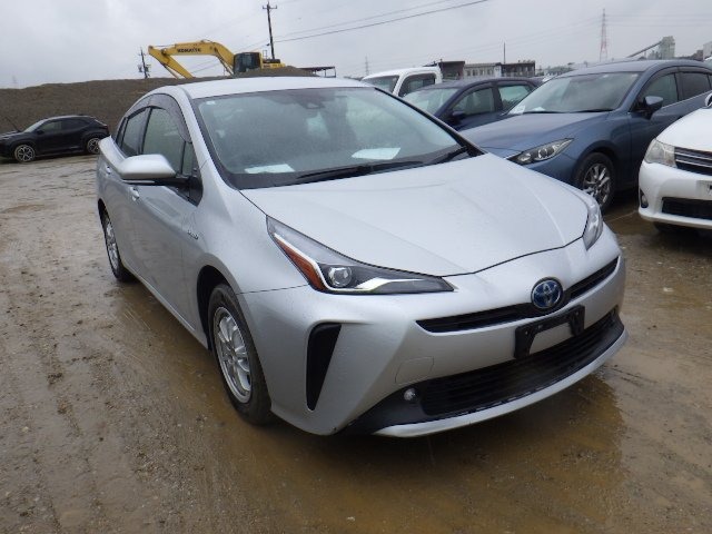 TOYOTA PRIUS 2019