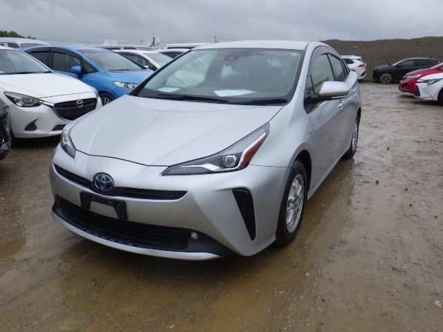 TOYOTA PRIUS photo 2