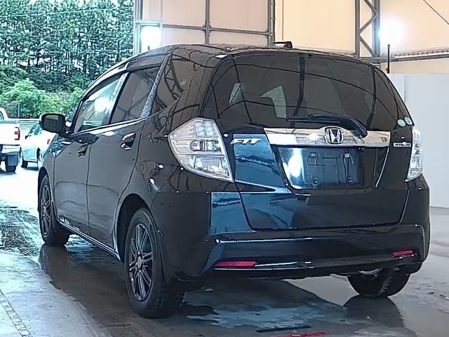 HONDA FIT HYBRID photo 3
