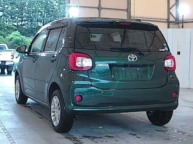 TOYOTA PASSO photo 3
