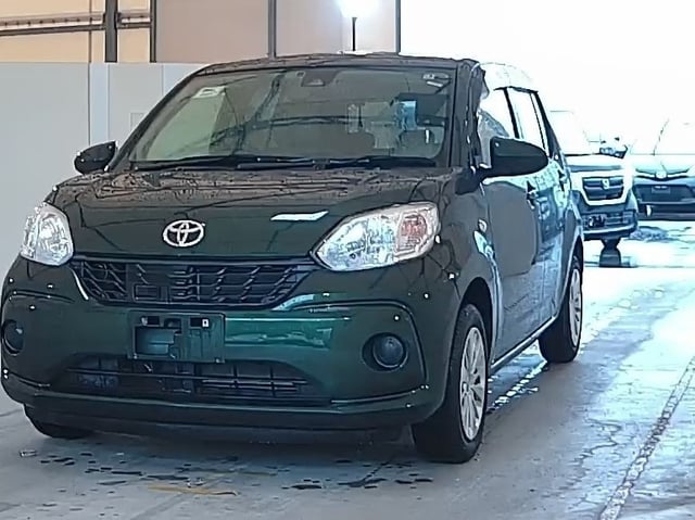 TOYOTA PASSO photo 2