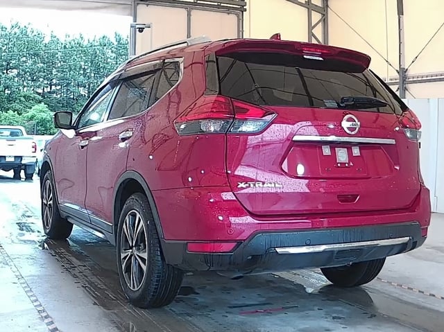 NISSAN XTRAIL photo 3
