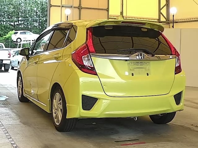 HONDA FIT photo 3