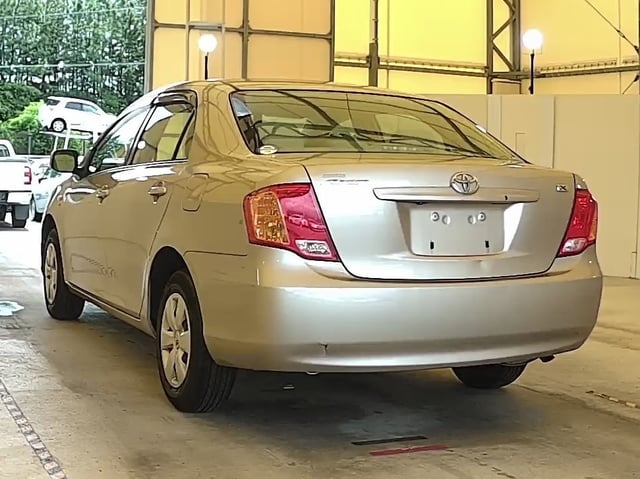 TOYOTA COROLLA AXIO photo 3
