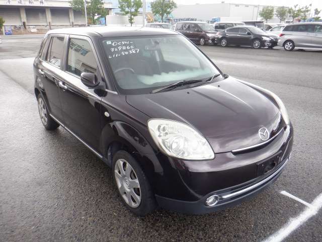MAZDA VERISA 2009
