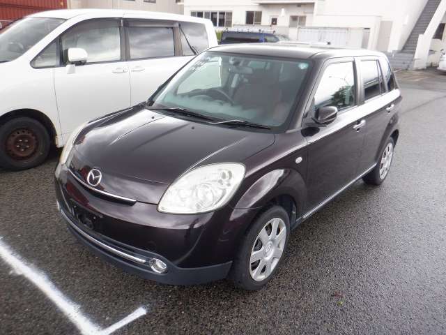 MAZDA VERISA photo 2