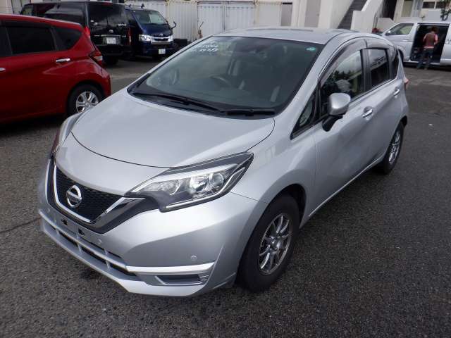 NISSAN NOTE photo 2