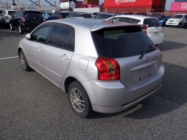 TOYOTA COROLLA RUNX photo 3