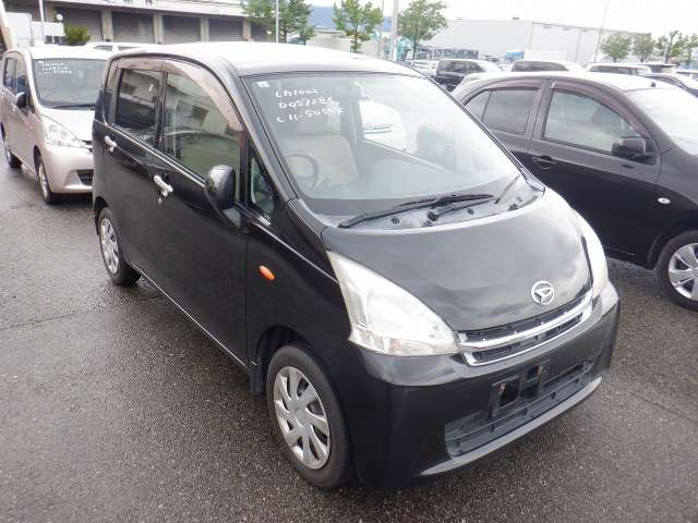 DAIHATSU MOVE 2011