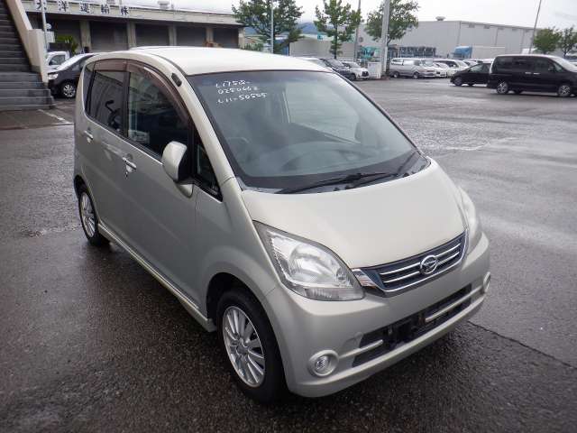 DAIHATSU MOVE 2009