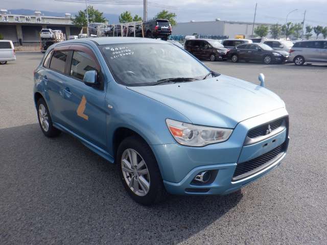 MITSUBISHI RVR 2010