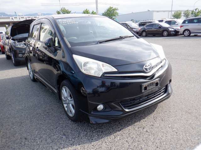 TOYOTA RACTIS 2011