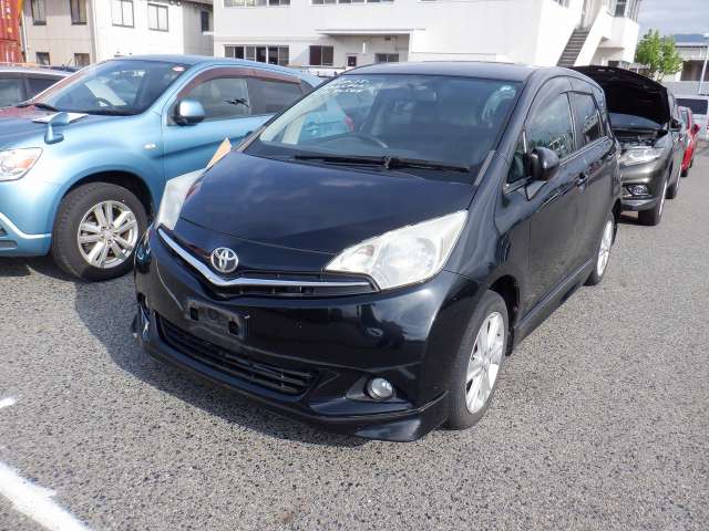TOYOTA RACTIS photo 2